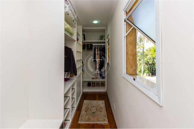 Imagem Casa de Condomínio com 4 Quartos à Venda, 438 m² em Condomínio Iolanda - Taboão Da Serra
