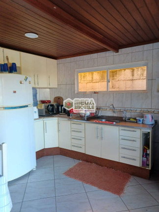 Imagem Casa com 5 Quartos à Venda, 180 m² em Fazenda Da Armação - Governador Celso Ramos