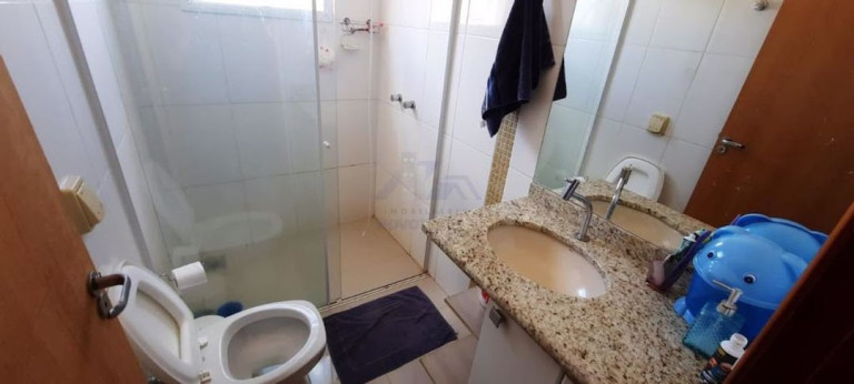 Imagem Sobrado com 3 Quartos à Venda, 199 m² em Centro - Guararapes