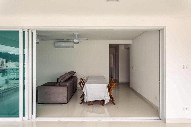 Imagem Apartamento com 3 Quartos à Venda, 142 m² em Enseada - Guarujá