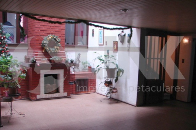 Imagem Casa com 4 Quartos à Venda, 250 m² em Jardim Lindóia - Porto Alegre