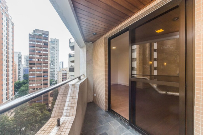 Imagem Apartamento com 3 Quartos à Venda, 142 m² em Moema - São Paulo