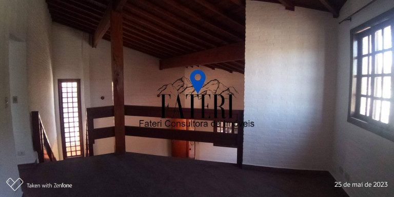 Imagem Casa com 3 Quartos para Alugar, 302 m² em Jardim Maristela - Atibaia