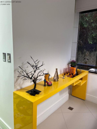 Imagem Apartamento com 2 Quartos à Venda, 60 m² em Rio Vermelho - Salvador