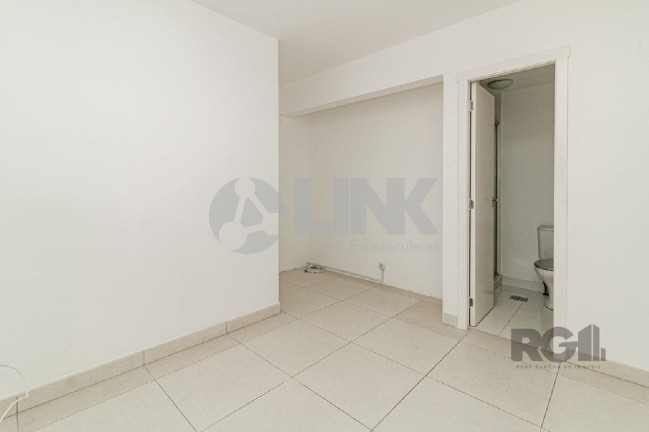 Apartamento com 2 Quartos à Venda, 66 m² em Vila Ipiranga - Porto Alegre