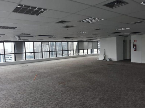 Imagem Imóvel Comercial para Alugar, 3.950 m² em Bela Vista - São Paulo