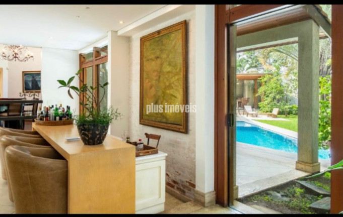 Casa com 3 Quartos à Venda, 441 m² em Jardim Guedala - São Paulo