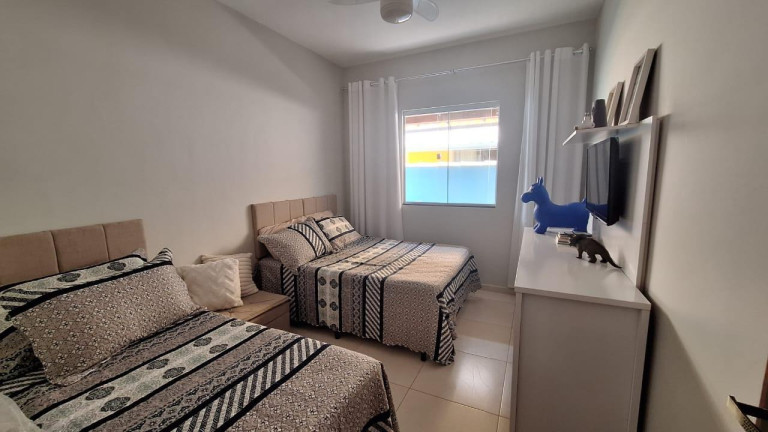 Imagem Casa com 2 Quartos à Venda,  em Unamar - Cabo Frio