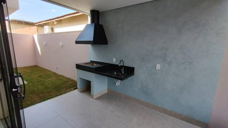Imagem Casa com 3 Quartos à Venda,  em Rita Vieira - Campo Grande