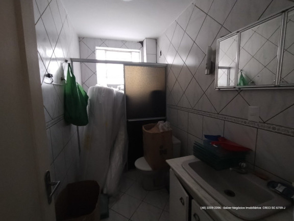 Imagem Apartamento com 2 Quartos à Venda, 70 m² em Centro - Florianópolis