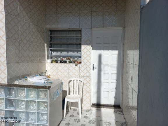 Imagem Casa com 2 Quartos à Venda, 70 m² em Jardim Peruíbe - Peruíbe