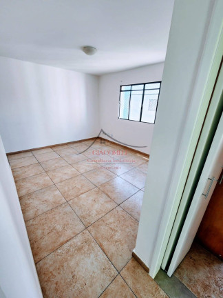 Imagem Apartamento com 2 Quartos à Venda, 50 m² em Vila Carmosina - São Paulo