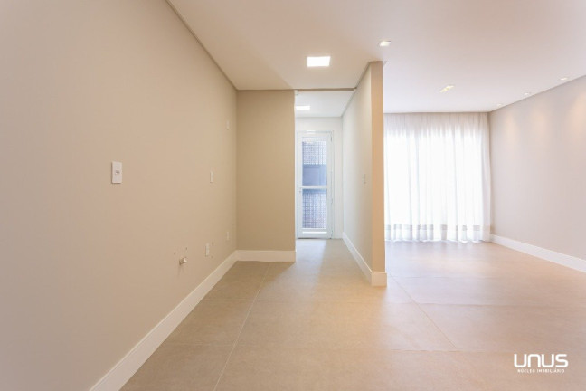 Imagem Apartamento com 3 Quartos à Venda, 122 m² em Kobrasol - São José