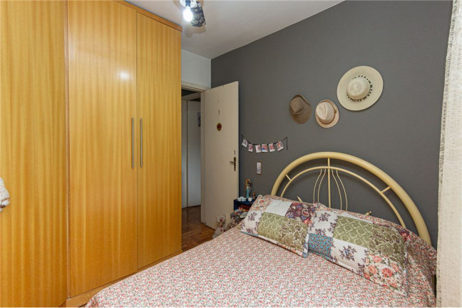 Imagem Apartamento com 3 Quartos à Venda, 72 m² em Cristal - Porto Alegre