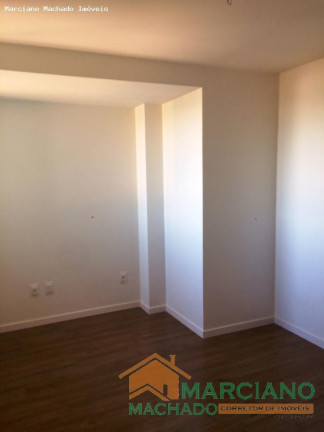 Imagem Cobertura com 3 Quartos à Venda, 190 m² em Centro - Santa Maria