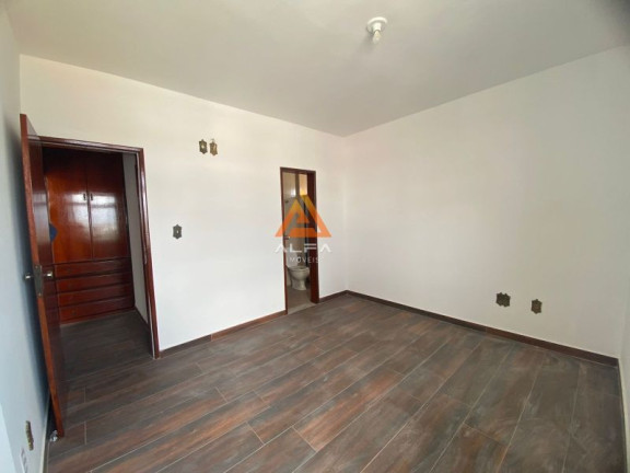 Imagem Apartamento com 3 Quartos à Venda, 150 m²