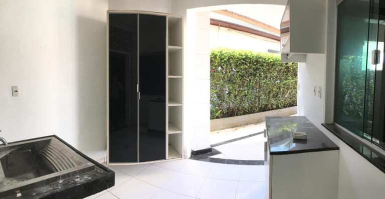 Imagem Casa com 4 Quartos à Venda, 300 m² em Parque Verde - Belém