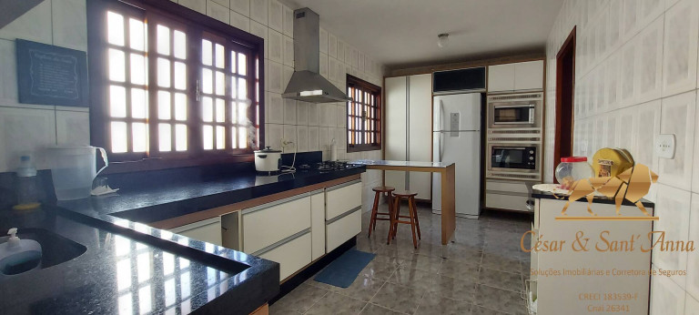 Imagem Casa com 4 Quartos à Venda, 250 m² em Floresta Negra - Campos Do Jordão