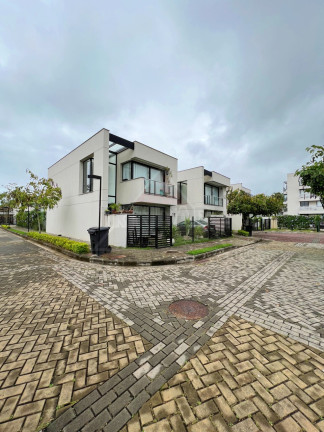 Imagem Casa com 4 Quartos à Venda, 366 m² em Recreio Dos Bandeirantes - Rio De Janeiro