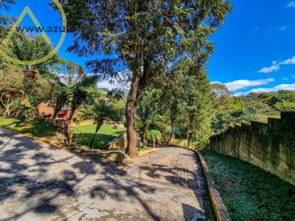 Imagem Casa com 3 Quartos à Venda, 330 m² em Região Serra Da Cantareira - Mairiporã