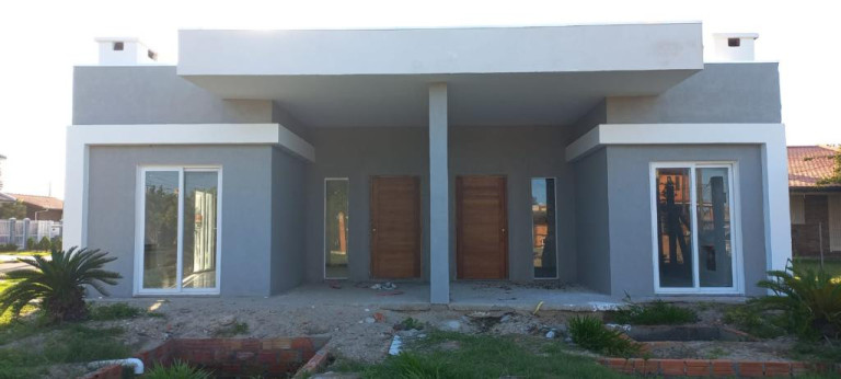 Imagem Casa com 3 Quartos à Venda, 95 m² em Zona Norte - Capao Da Canoa