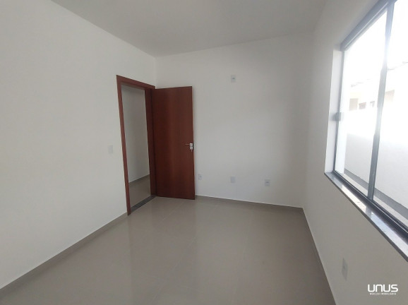 Imagem Casa com 3 Quartos à Venda, 180 m² em Forquilhas - São José