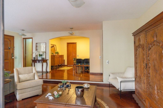 Apartamento com 4 Quartos à Venda, 185 m² em Moema - São Paulo
