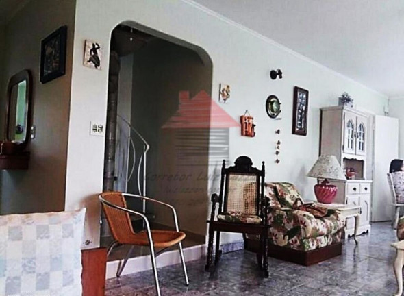 Imagem Casa com 5 Quartos à Venda, 330 m² em Centro - Peruíbe