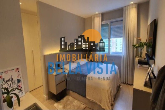 Apartamento com 3 Quartos à Venda,  em Vila Uberabinha - São Paulo