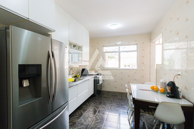 Foto do imóvel: Apartamento com 3 Quartos à Venda, 121 m² em Tijuca - Rio De Janeiro