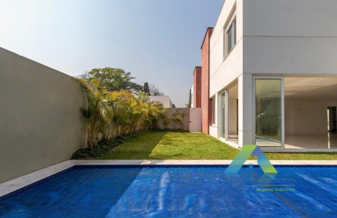 Casa com 4 Quartos à Venda, 750 m² em Campo Belo - São Paulo