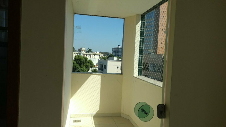 Imagem Apartamento com 3 Quartos à Venda, 84 m² em Centro - Governador Valadares