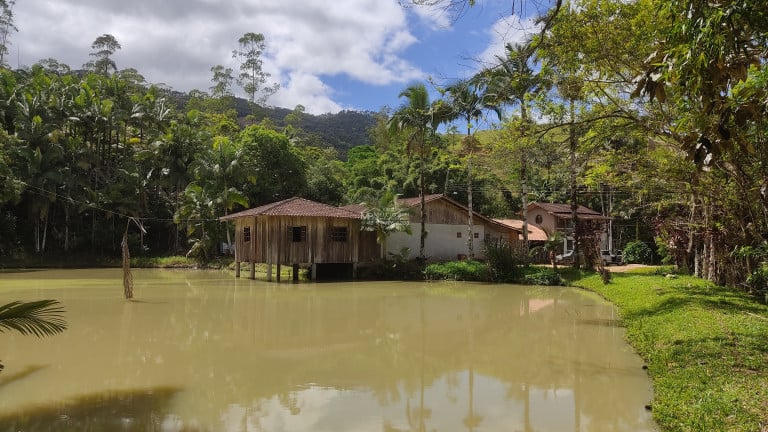 Imagem Imóvel com 3 Quartos à Venda,  em Arataca - São João Batista