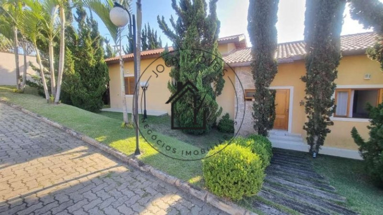 Imagem Casa de Condomínio com 3 Quartos à Venda, 453 m² em Jardim Ana Estela - Carapicuíba