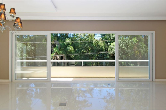 Imagem Casa com 5 Quartos à Venda, 355 m² em Agronomia - Porto Alegre