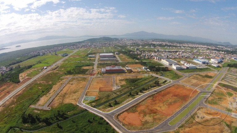 Imagem Terreno à Venda, 2.324 m² em Barra Do Aririú - Palhoça