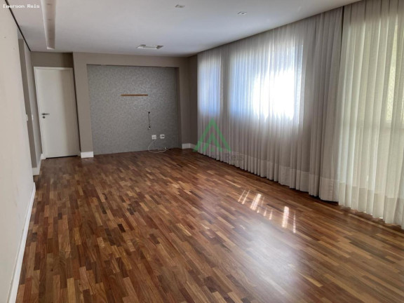 Imagem Apartamento com 3 Quartos à Venda, 137 m² em Vila Suzana - São Paulo