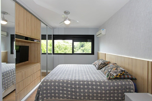 Imagem Apartamento com 3 Quartos à Venda, 101 m² em Menino Deus - Porto Alegre
