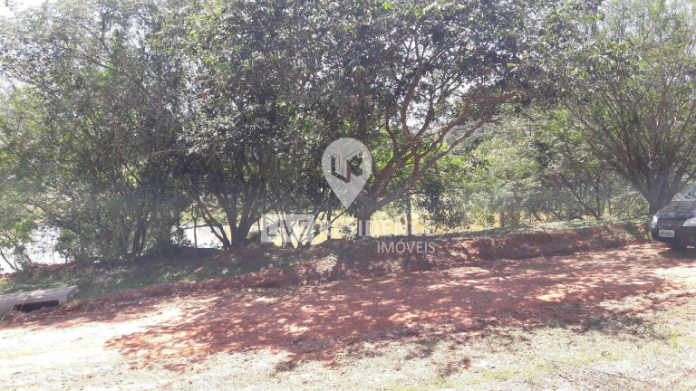 Imagem Chácara com 2 Quartos à Venda, 150 m² em Jardim Dos Lagos - Itatiba