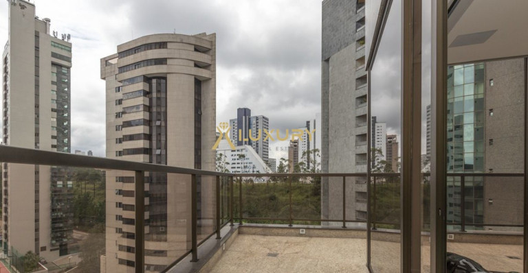 Imagem Imóvel com 4 Quartos à Venda, 398 m² em Belvedere - Belo Horizonte