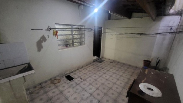 Imagem Casa com 2 Quartos à Venda,  em Parque Gerassi - Santo André