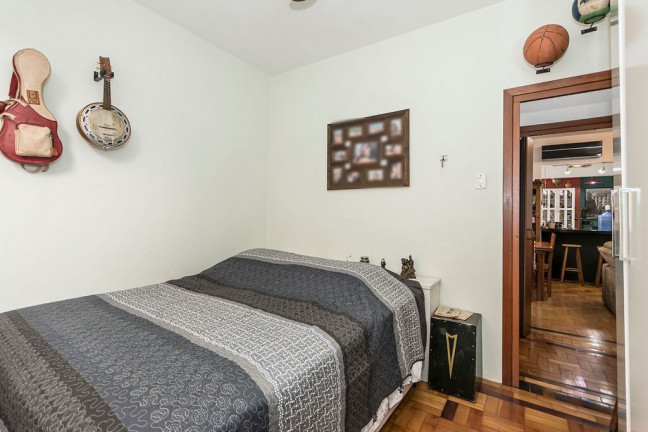 Imagem Apartamento com 2 Quartos à Venda, 71 m² em Santa Cecília - Porto Alegre