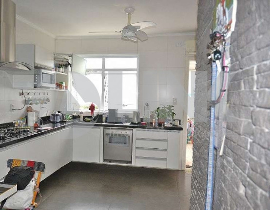 Imagem Apartamento com 3 Quartos à Venda, 183 m² em Rio Branco - Porto Alegre