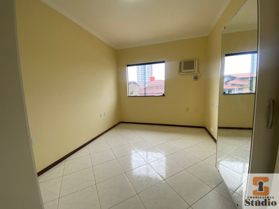 Imagem Casa com 3 Quartos à Venda, 143 m² em Santa Mônica - Feira De Santana