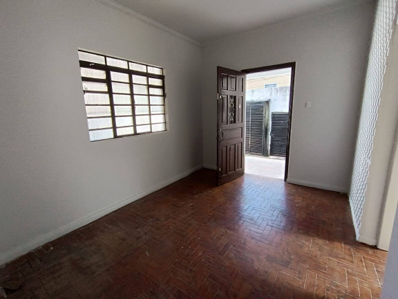 Imagem Casa com 2 Quartos para Alugar, 90 m² em Centro - Anápolis