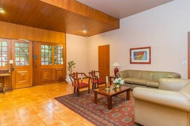 Apartamento com 3 Quartos à Venda, 234 m² em Farroupilha - Porto Alegre