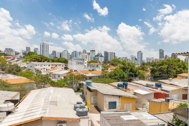 Casa com 3 Quartos à Venda, 210 m² em Campo Belo - São Paulo