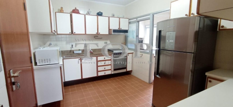 Imagem Apartamento com 4 Quartos à Venda, 150 m² em Pitangueiras - Guarujá