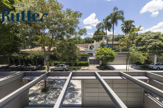 Casa com 4 Quartos à Venda, 371 m² em Alto De Pinheiros - São Paulo