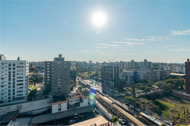 Imagem Apartamento com 1 Quarto à Venda, 30 m² em Vila Ipiranga - Porto Alegre